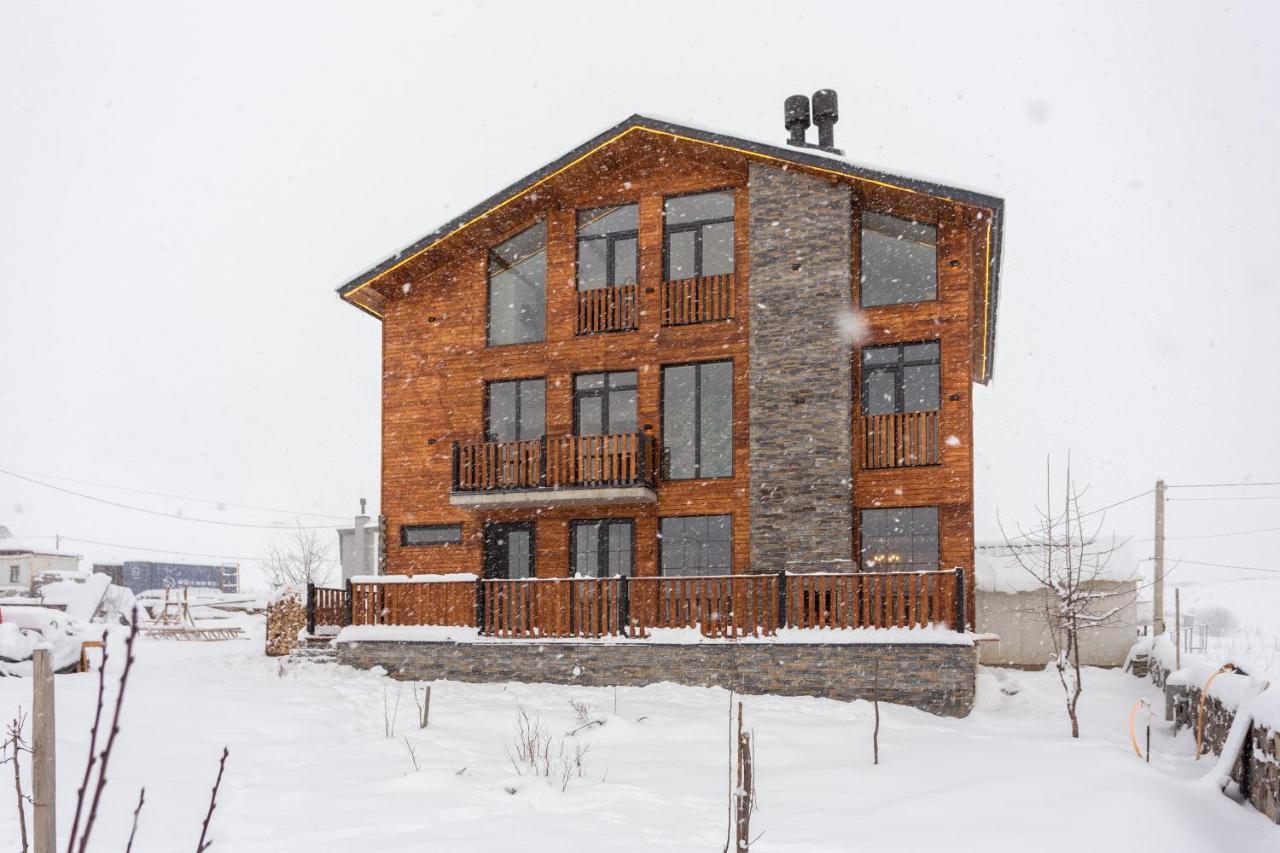 Gudauri Chalet Hotel Exterior photo